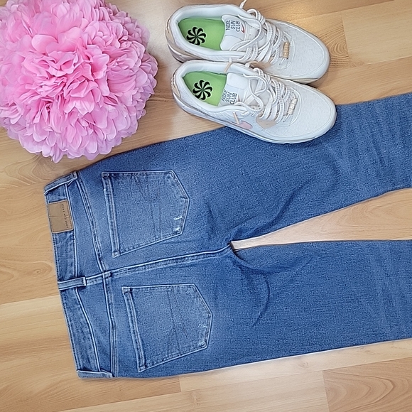 American Eagle Outfitters Dream Jean Hi-Rise Jegging - Picture 12 of 15